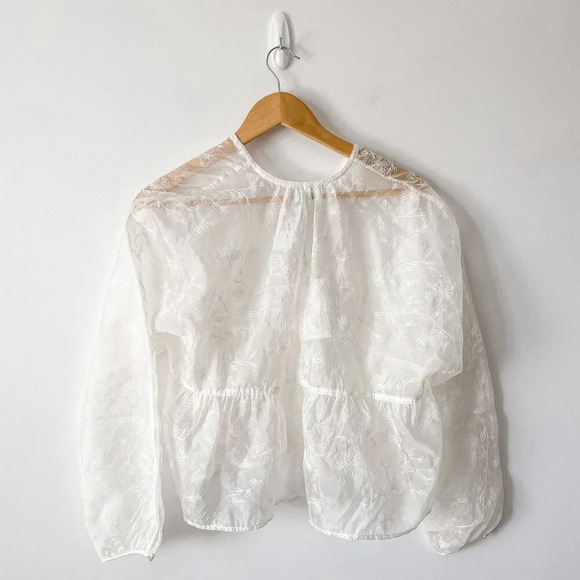 Aritzia Wilfred Peplum Embroidered Floral Blouse NWT White Espace - Picture 4 of 7